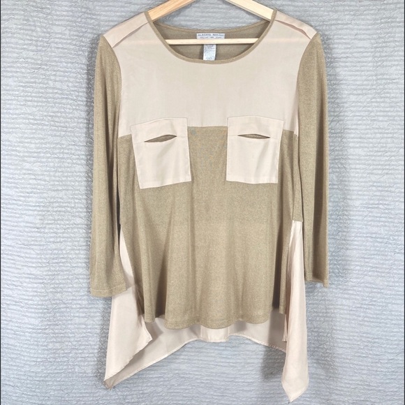 🔥 3/$15 🔥 Alberto Makali 3/4 Sleeves Semi-Sheer Blouse Size Medium - Picture 1 of 5